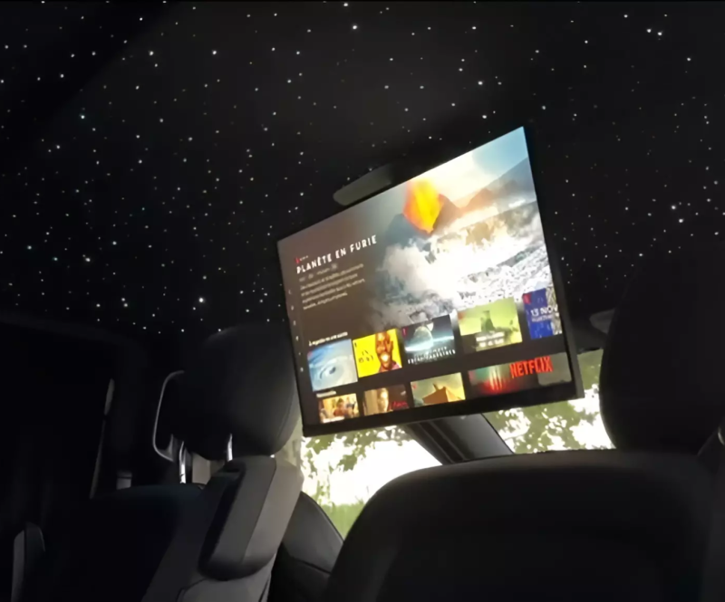 Netflix TN DRIVER LUXURY PARIS Netflix TN DRIVER LUXURY PARIS